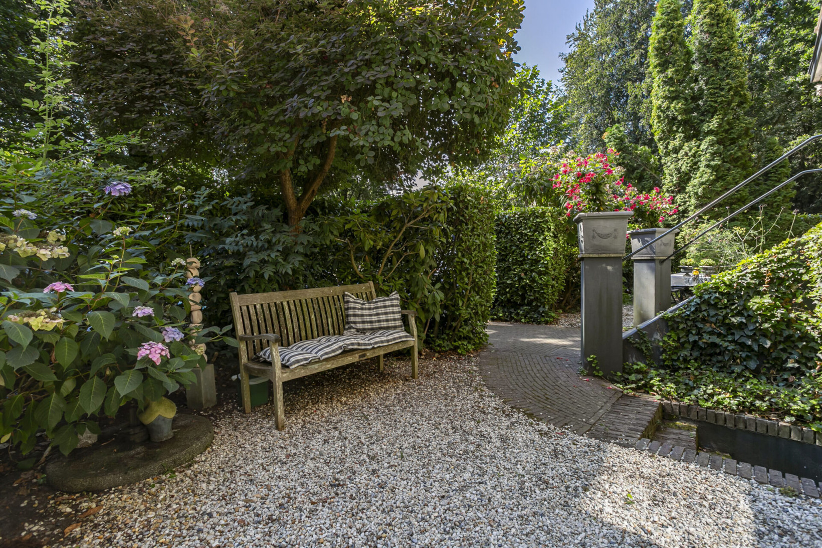 Hoekwoning te koop: Stadsring 244, Amersfoort