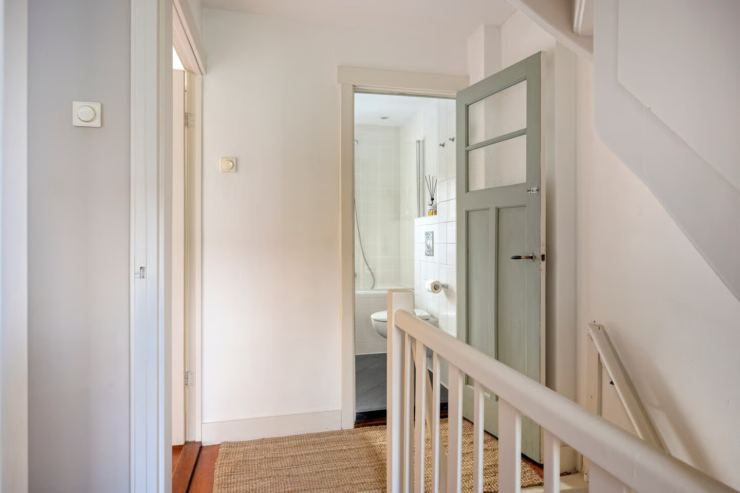 Tussenwoning te koop: Spaarnestraat 28, Amersfoort