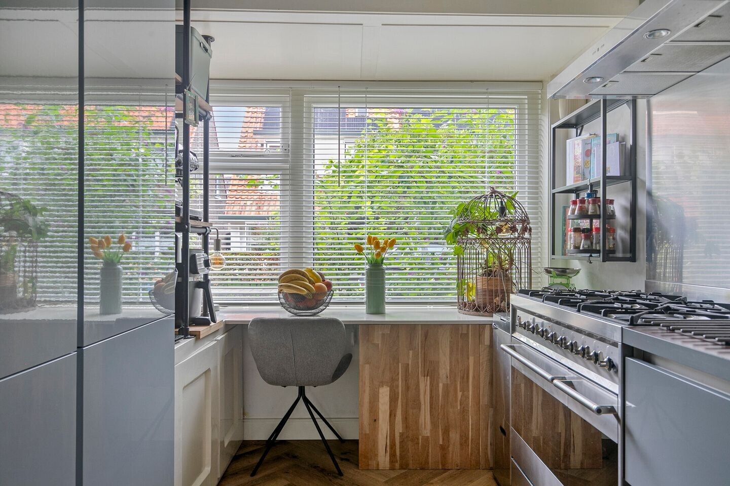 Tussenwoning te koop: Spaarnestraat 82, Amersfoort
