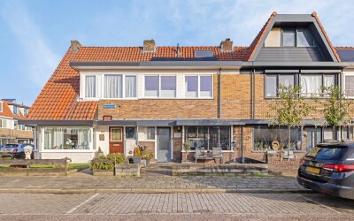 Maasstraat 25