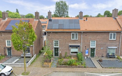 Huis te koop Esdoornstraat 13