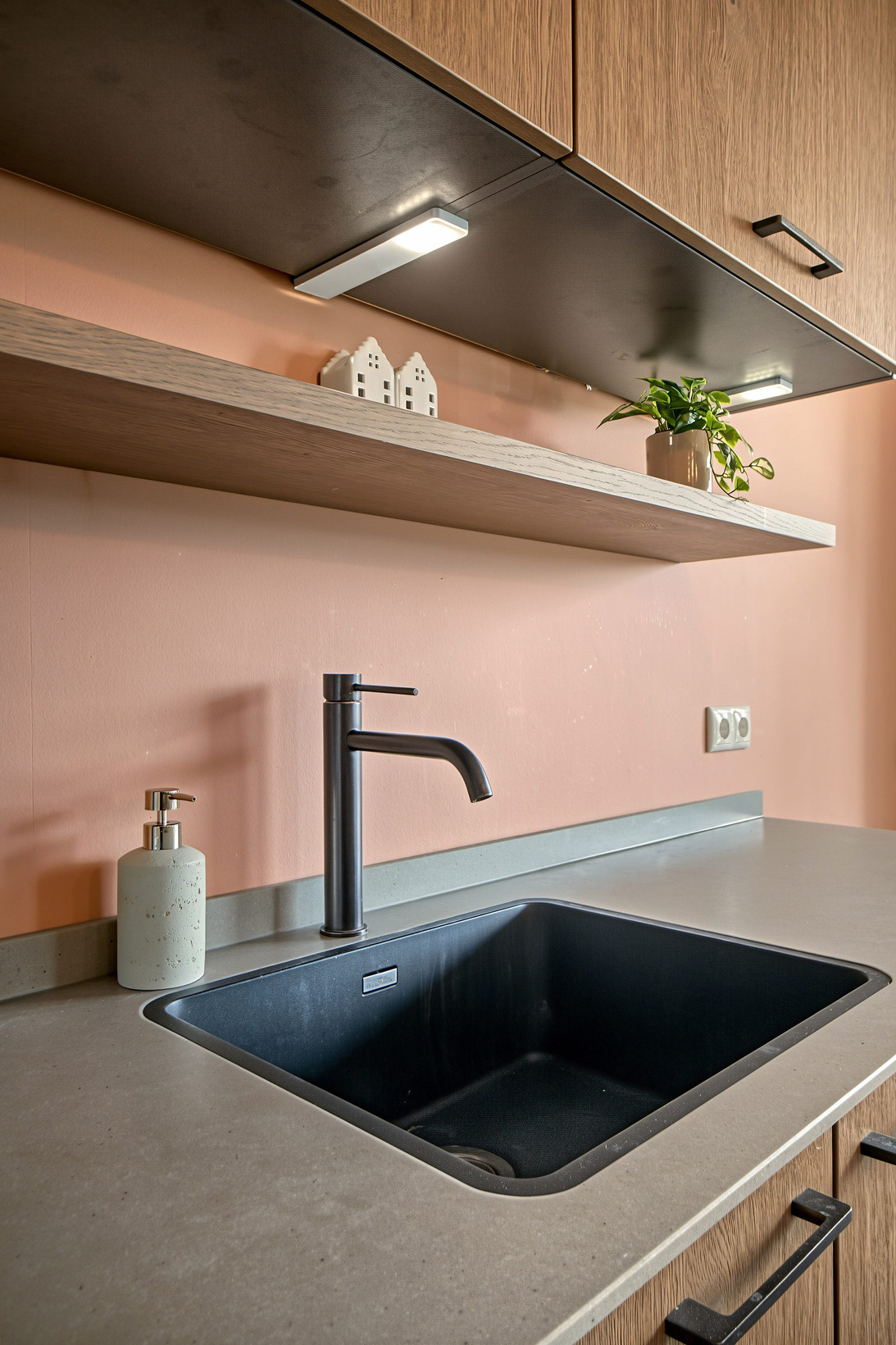 Appartement te koop: Evenaar 289, Amersfoort