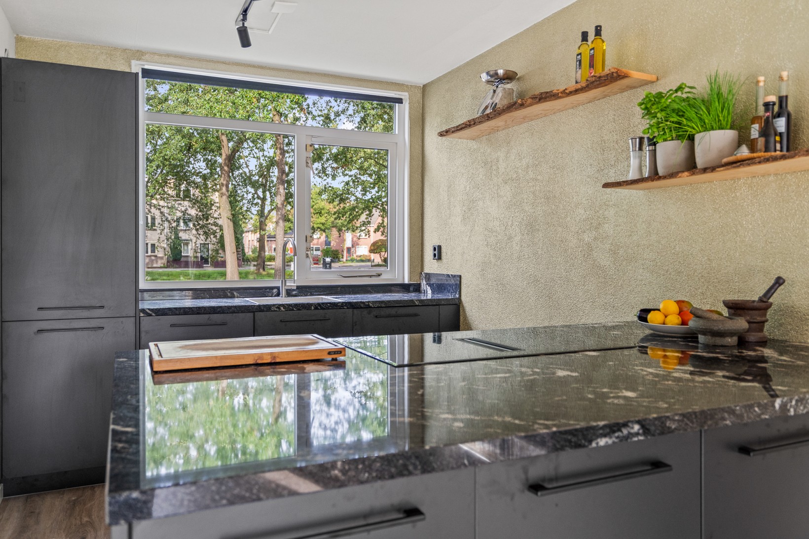 Tussenwoning te koop: Abraham Blankaartsingel 113, Amersfoort