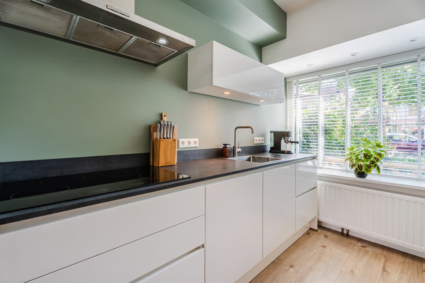 Tussenwoning te koop: Trompstraat 57, Amersfoort