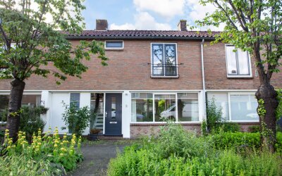 De Houtmanstraat 5