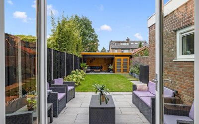 De Houtmanstraat 6
