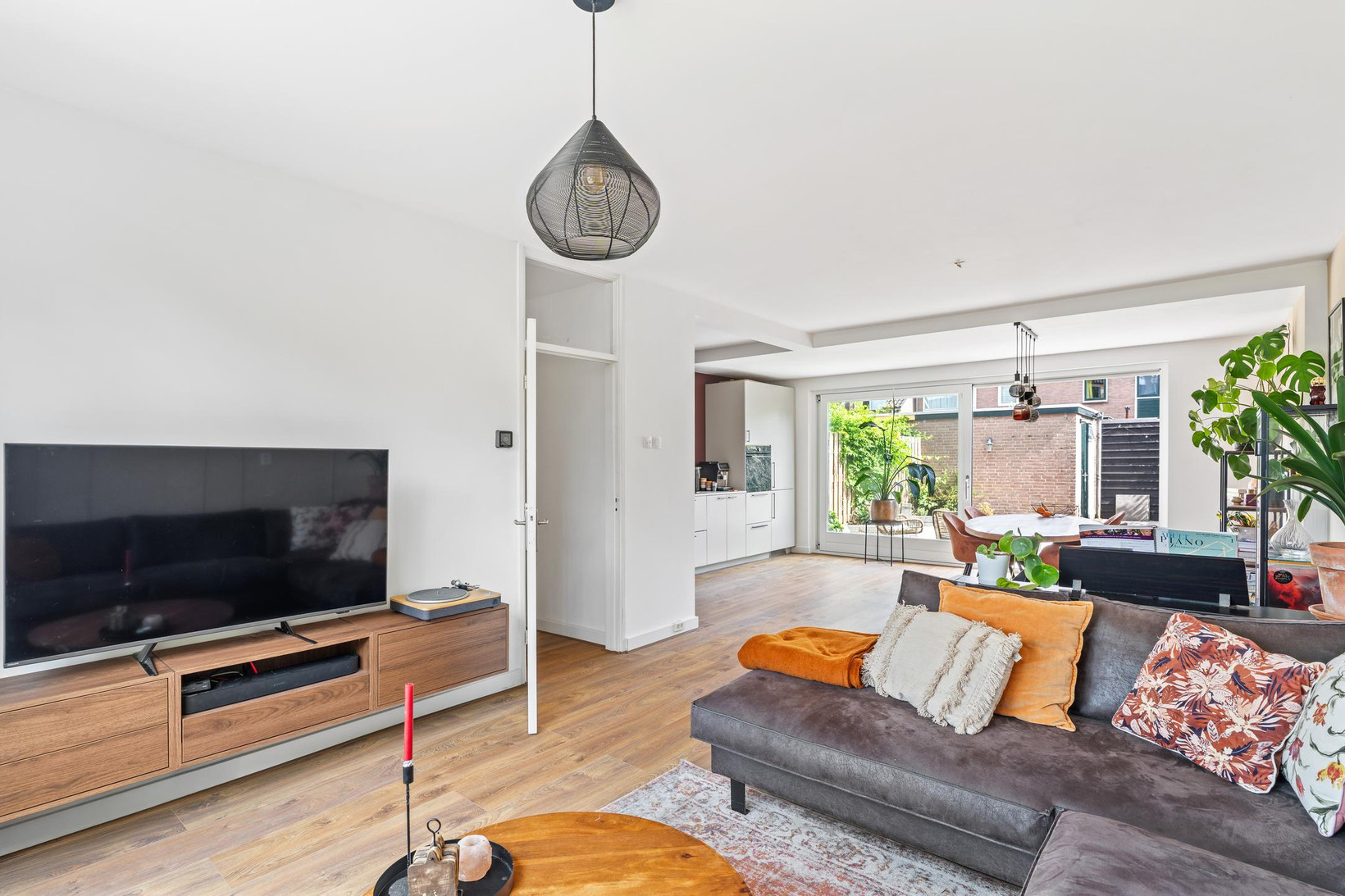 Tussenwoning te koop: Wiekslag 339, Amersfoort
