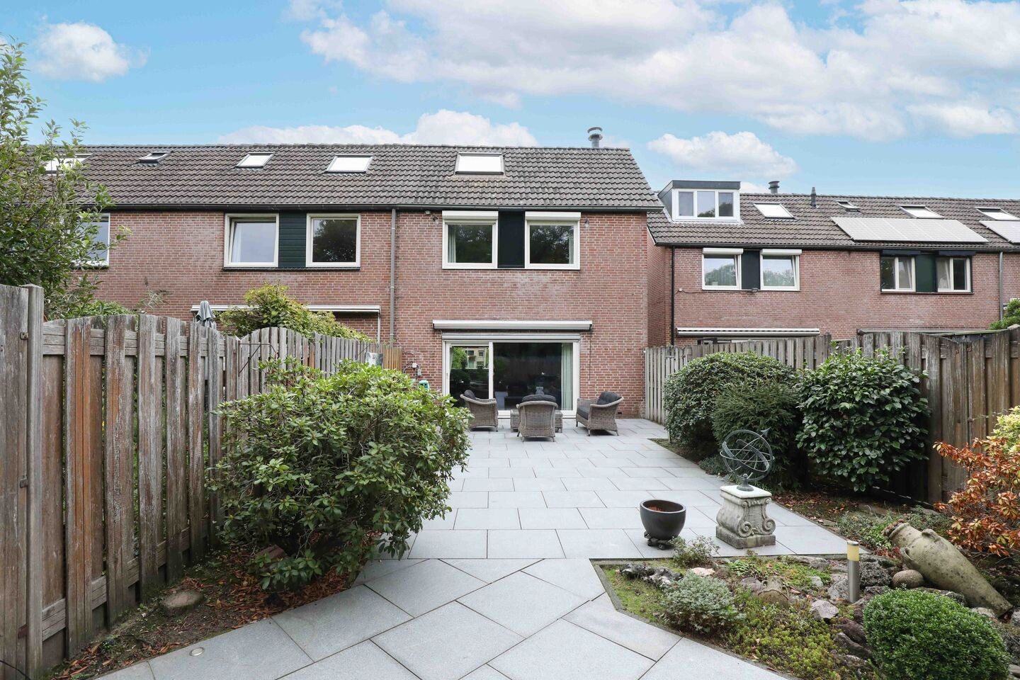 Hoekwoning te koop: Ronhaarstraat 16, Amersfoort