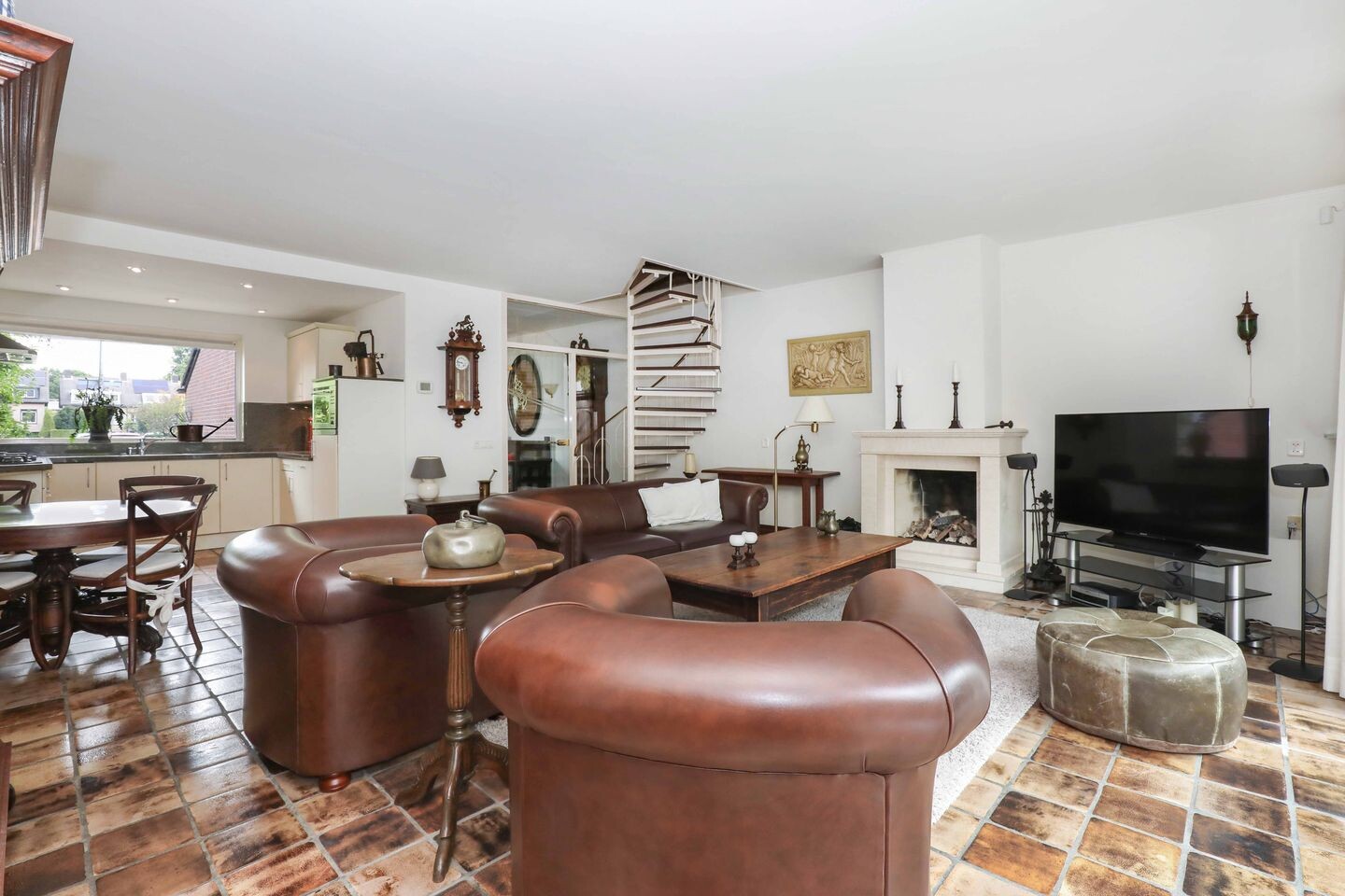 Hoekwoning te koop: Ronhaarstraat 16, Amersfoort