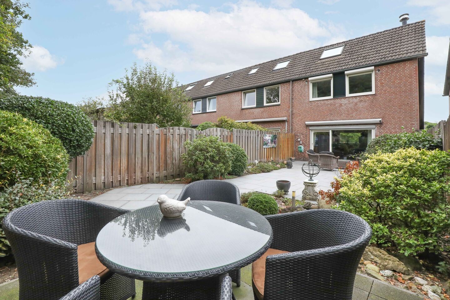 Hoekwoning te koop: Ronhaarstraat 16, Amersfoort