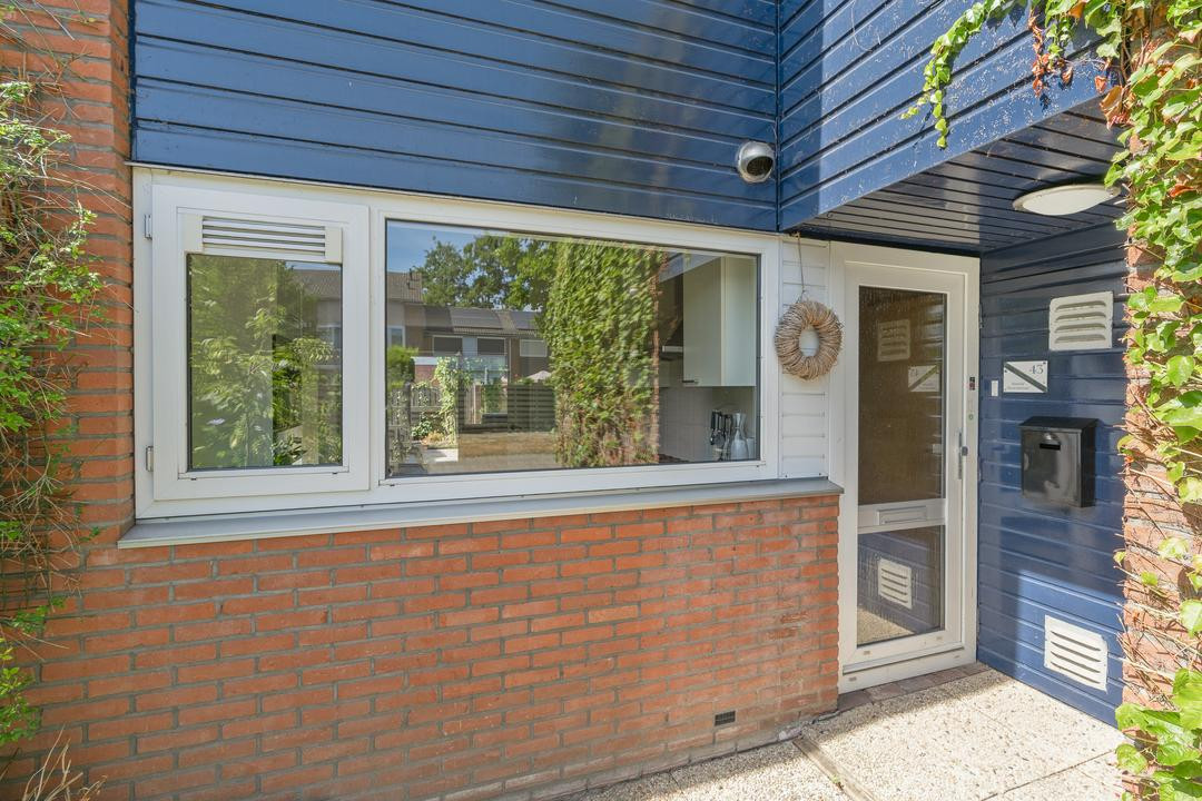 Tussenwoning te koop: Geallieerdenstraat 43, Amersfoort