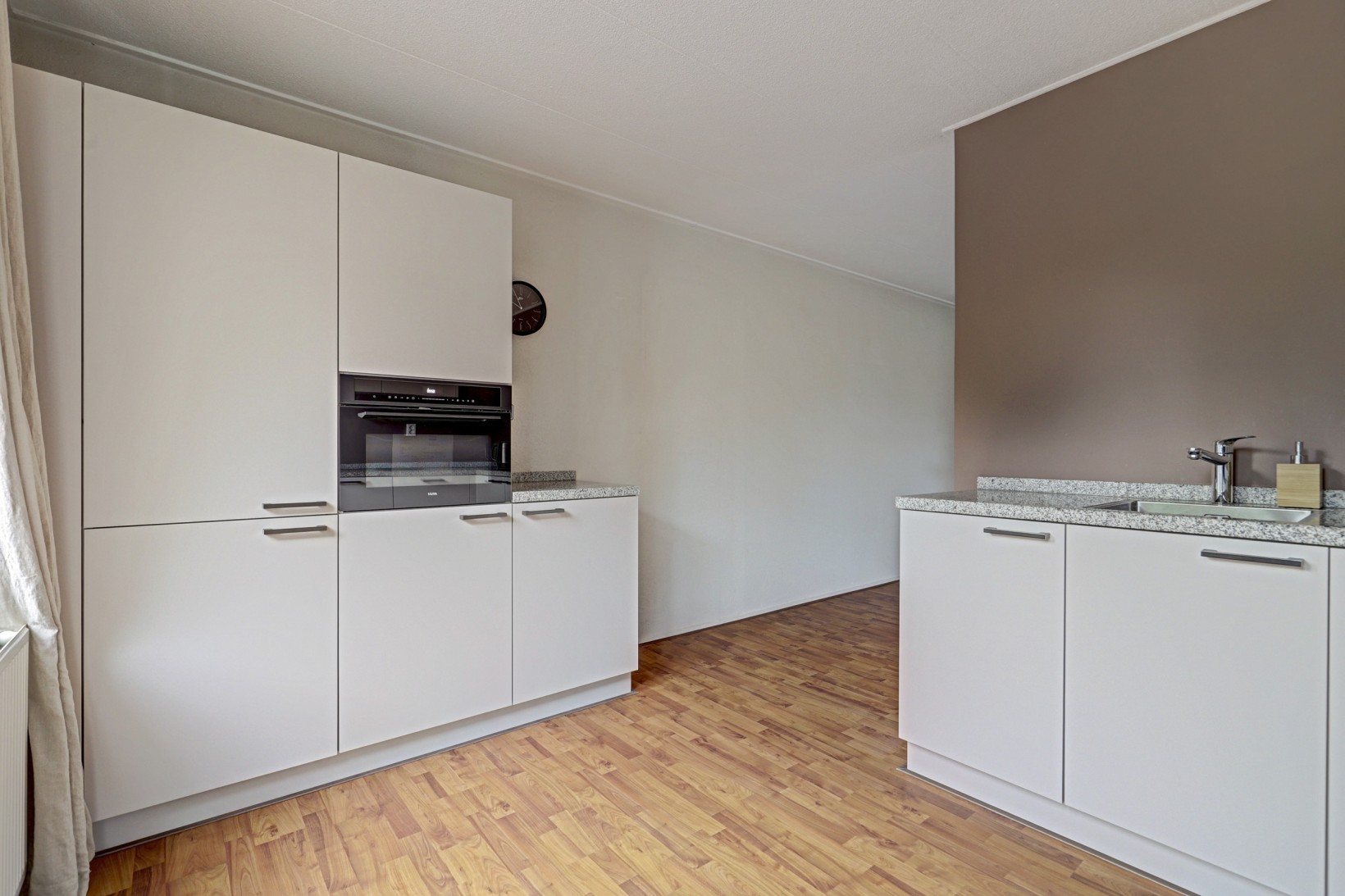 Tussenwoning te koop: Weg van de Vrede 1, Amersfoort