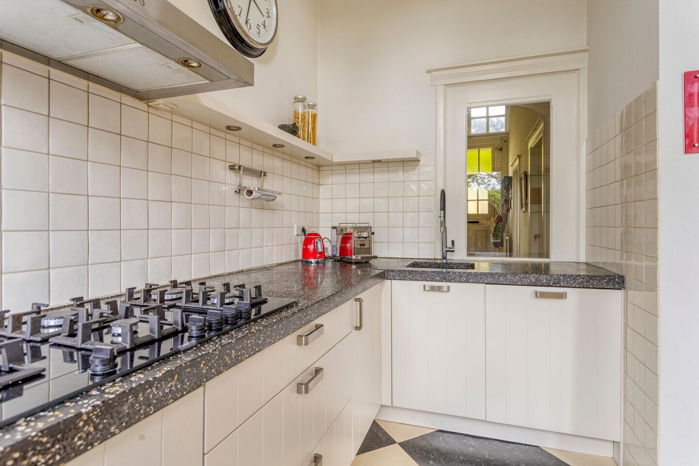 Hoekwoning te koop: Arnhemseweg 55, Amersfoort