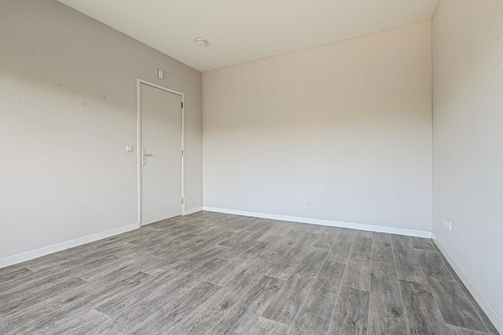Tussenwoning te koop: Arnhemseweg 164, Amersfoort