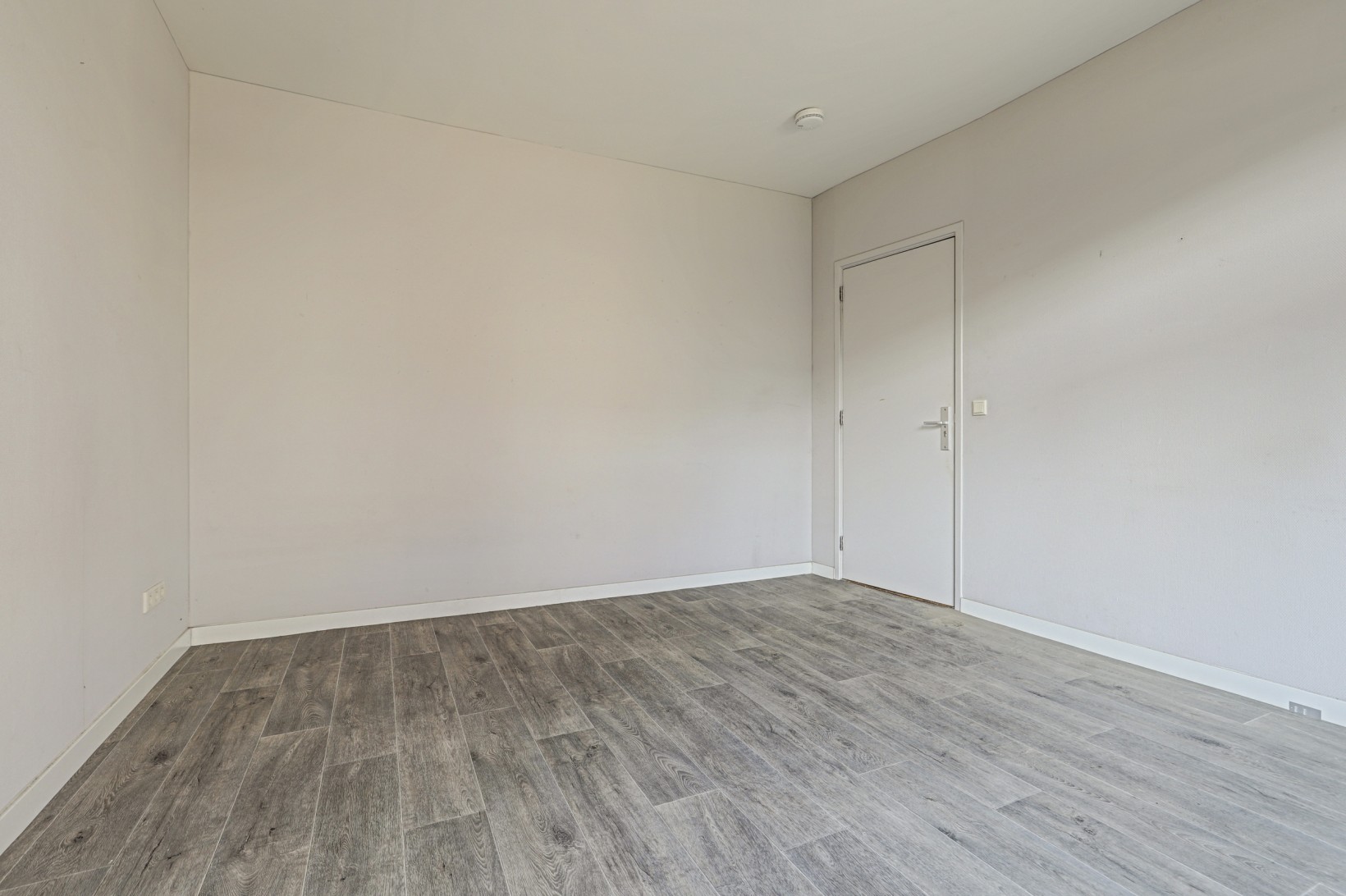 Tussenwoning te koop: Arnhemseweg 164, Amersfoort