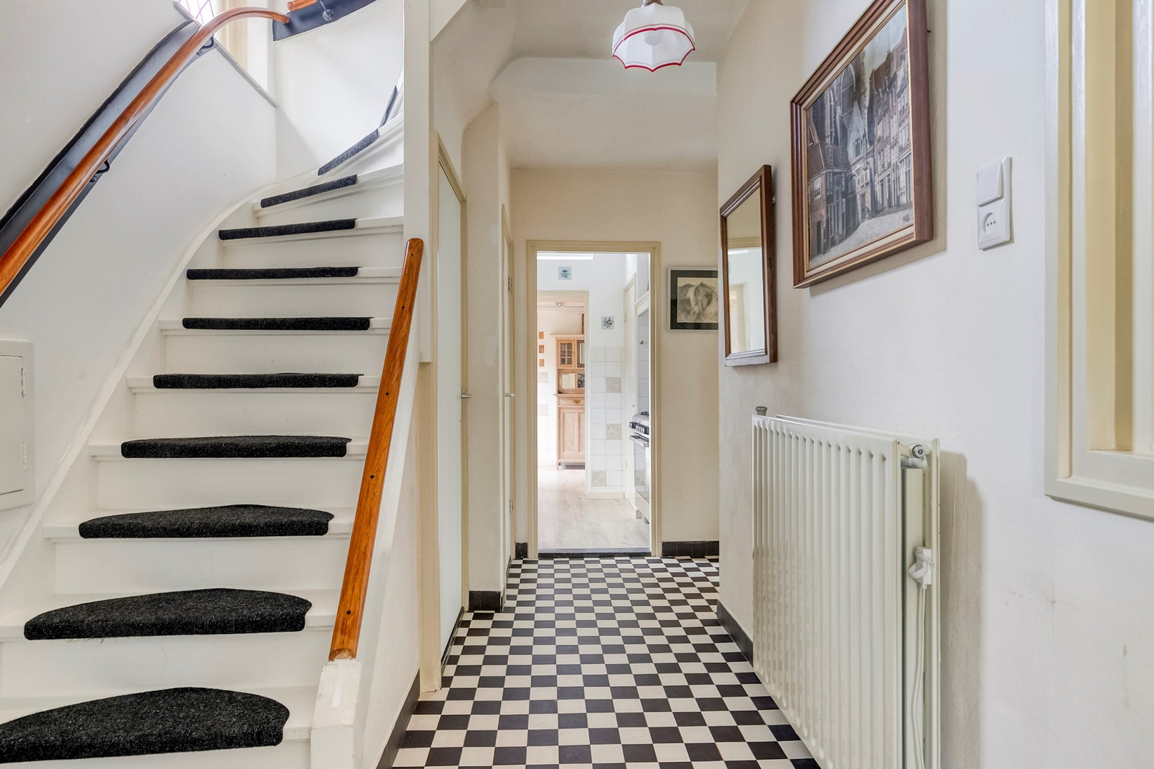 Twee-onder-één-kap te koop: Balistraat 11, Amersfoort