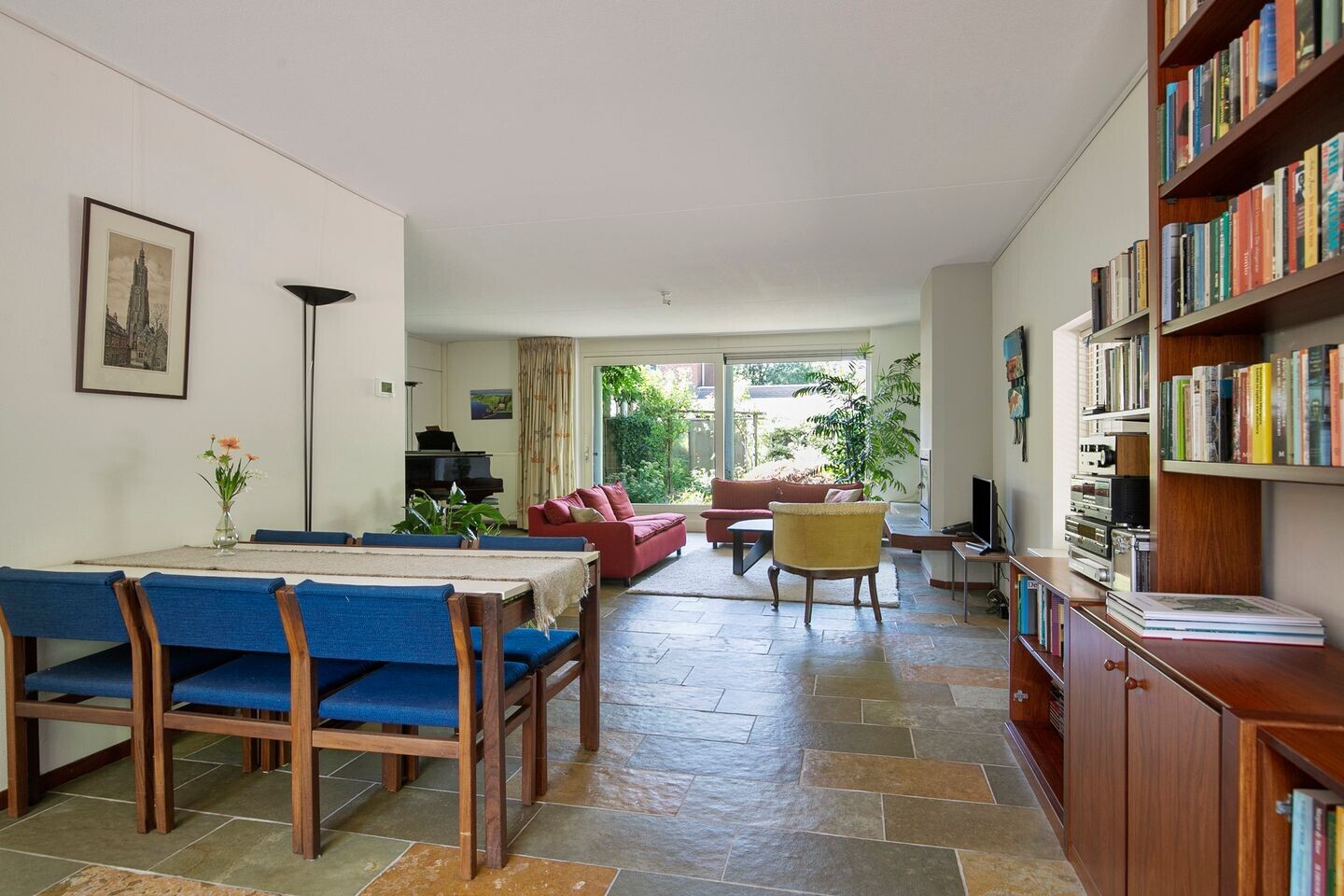 Tussenwoning te koop: Prins Johan Frisolaan 2, Amersfoort