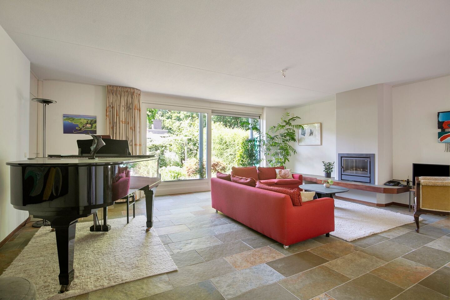 Tussenwoning te koop: Prins Johan Frisolaan 2, Amersfoort