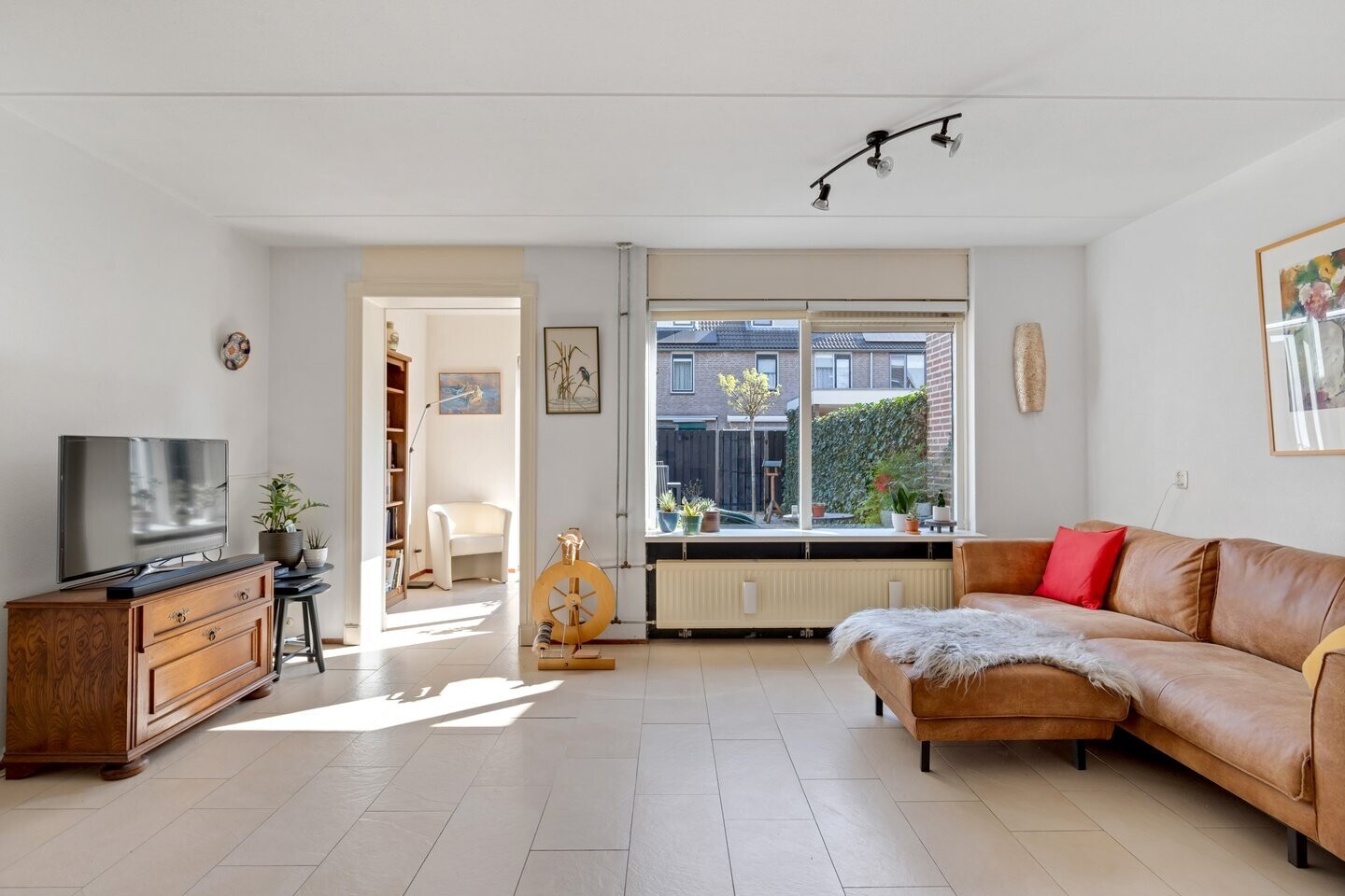 Tussenwoning te koop: Heidevlinder 8, Amersfoort
