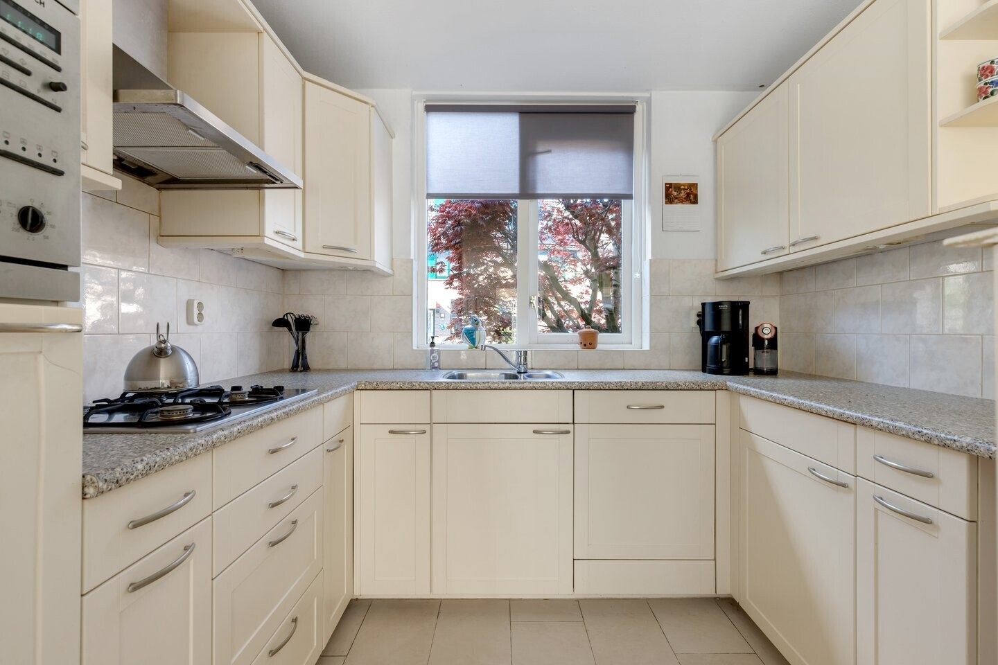 Tussenwoning te koop: Heidevlinder 8, Amersfoort