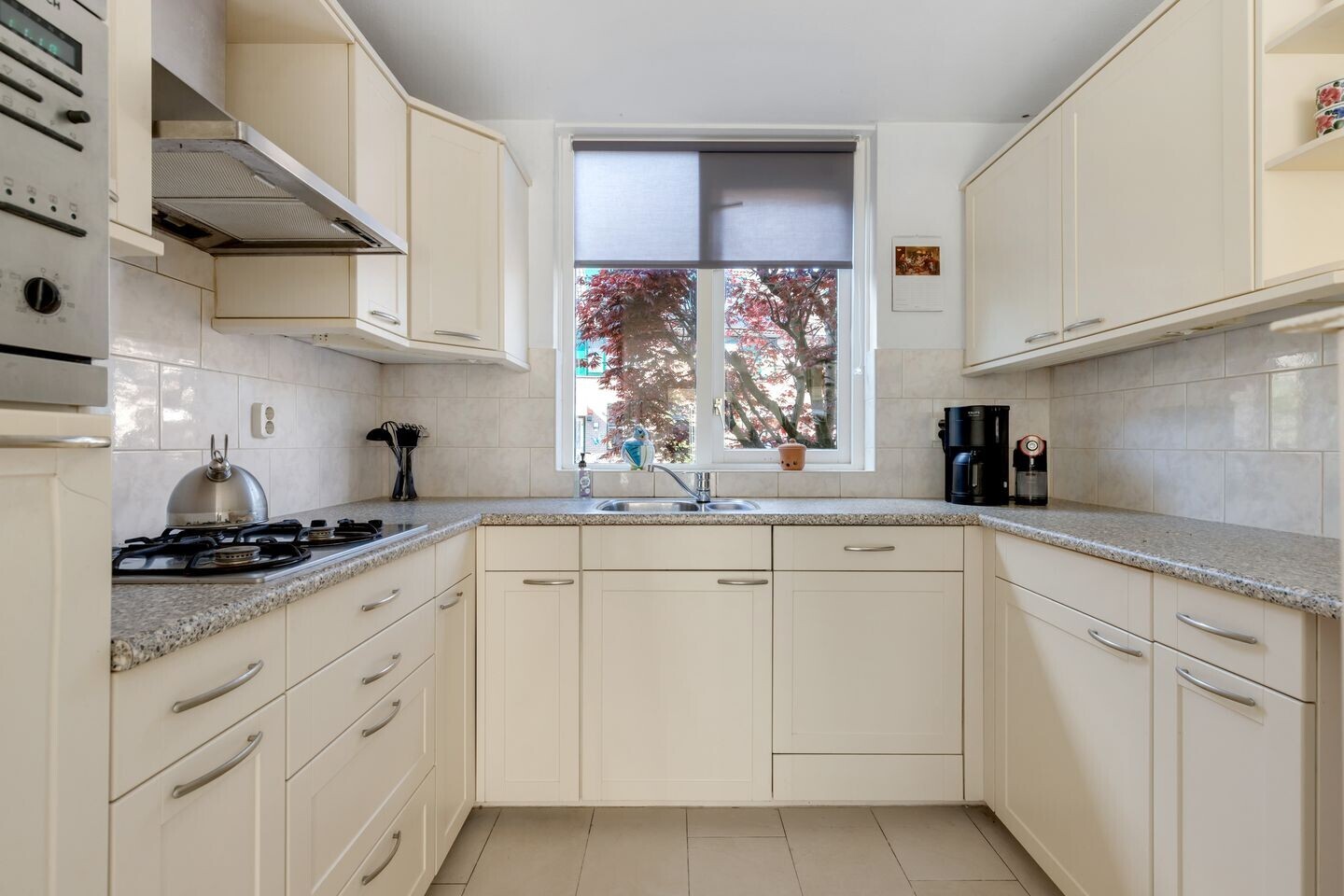 Tussenwoning te koop: Heidevlinder 8, Amersfoort