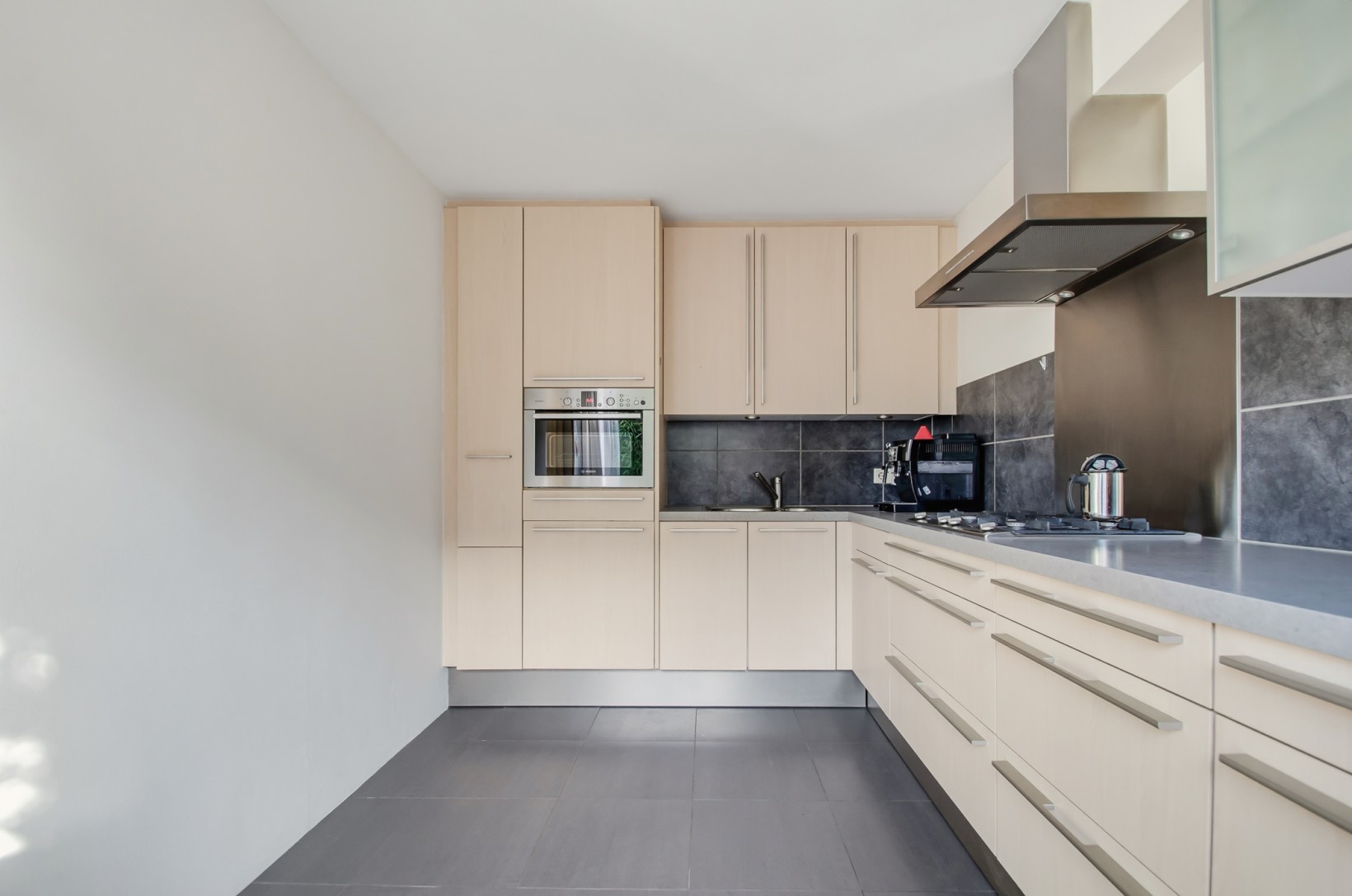 Tussenwoning te koop: Leonardo Da Vincistraat 10, Amersfoort