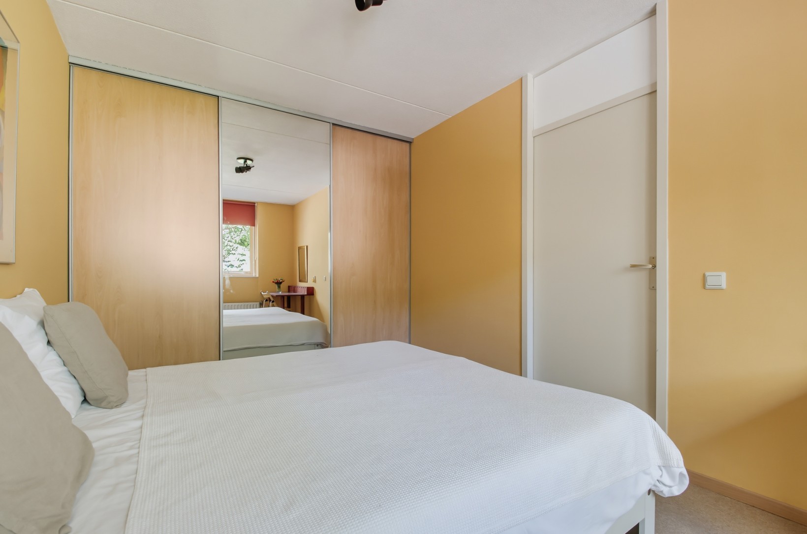 Tussenwoning te koop: Leonardo Da Vincistraat 10, Amersfoort