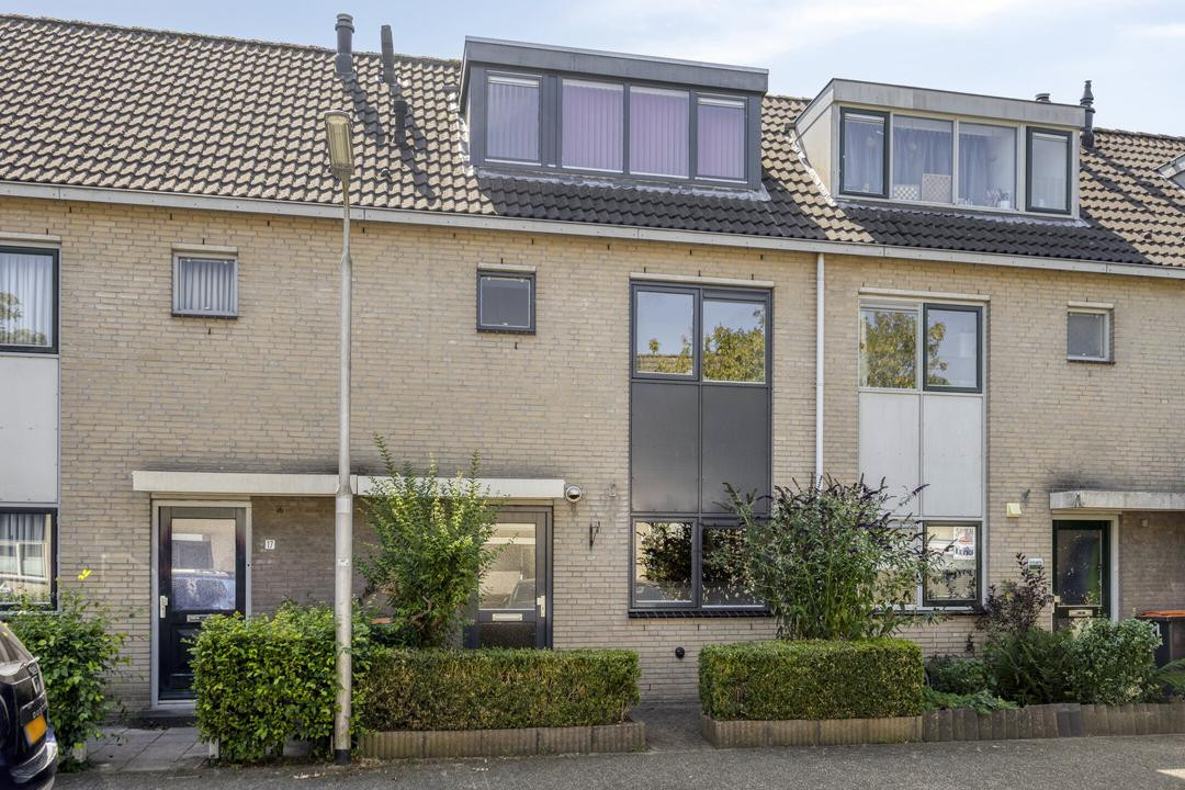 Tussenwoning te koop: Walter Gropiuserf 19, Amersfoort