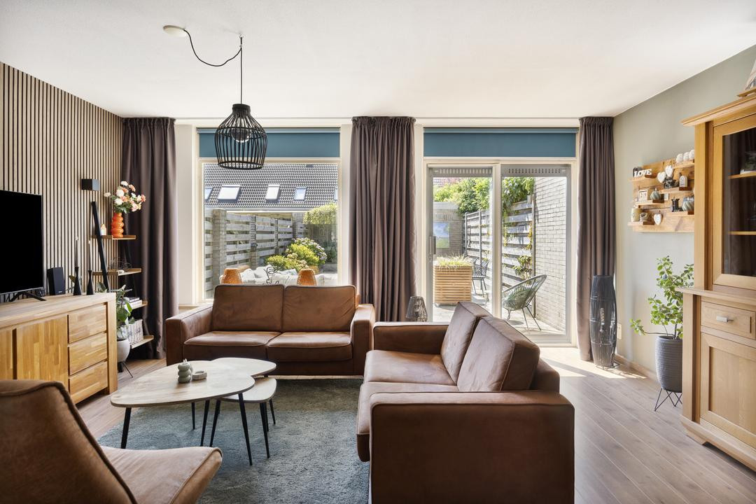 Tussenwoning te koop: Walter Gropiuserf 19, Amersfoort