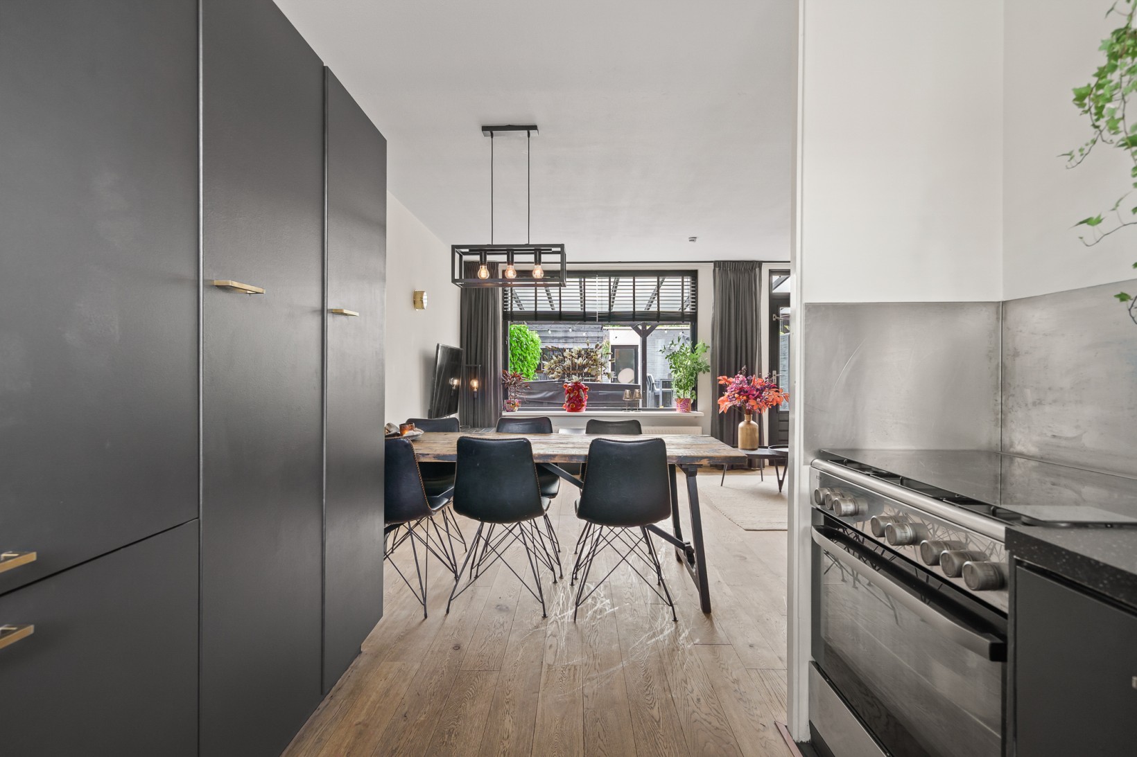 Tussenwoning te koop: Mart Stamerf 10, Amersfoort