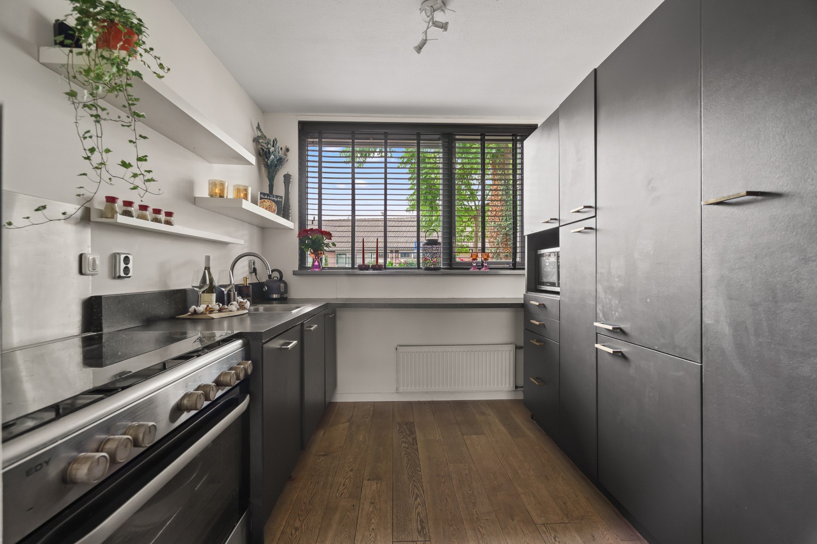 Tussenwoning te koop: Mart Stamerf 10, Amersfoort