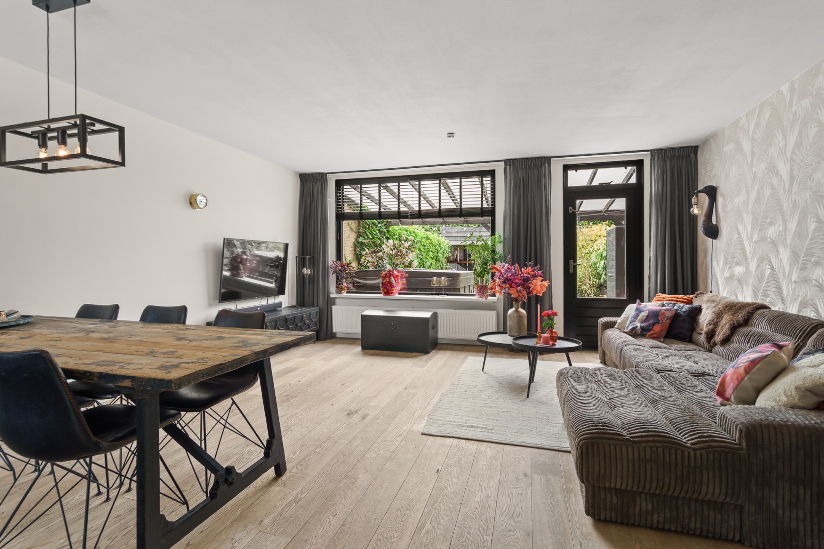 Tussenwoning te koop: Mart Stamerf 10, Amersfoort