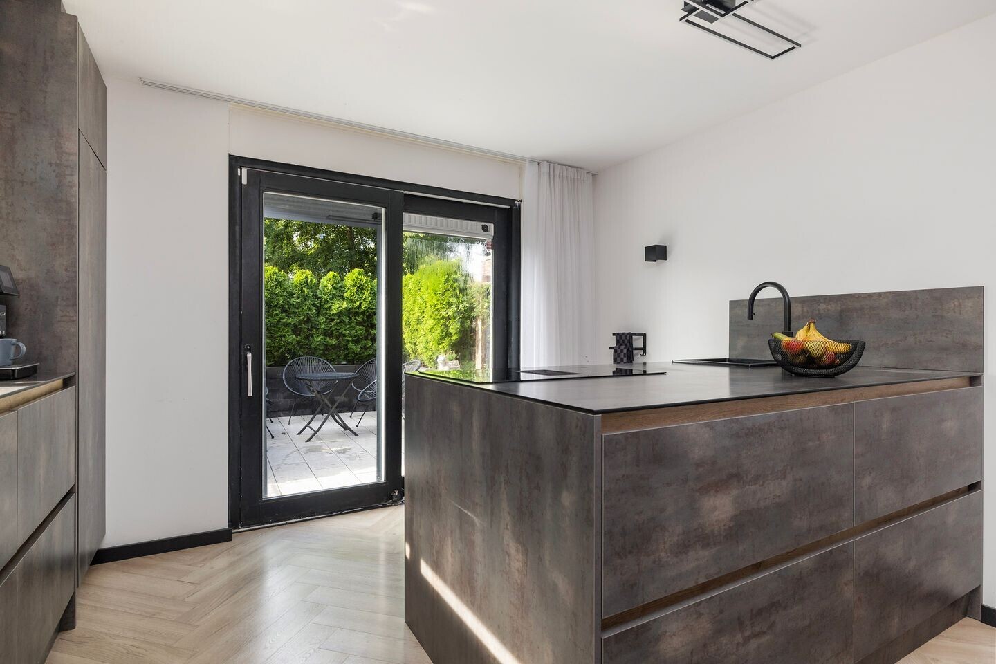 Hoekwoning te koop: Grote Poelslak 1, Amersfoort