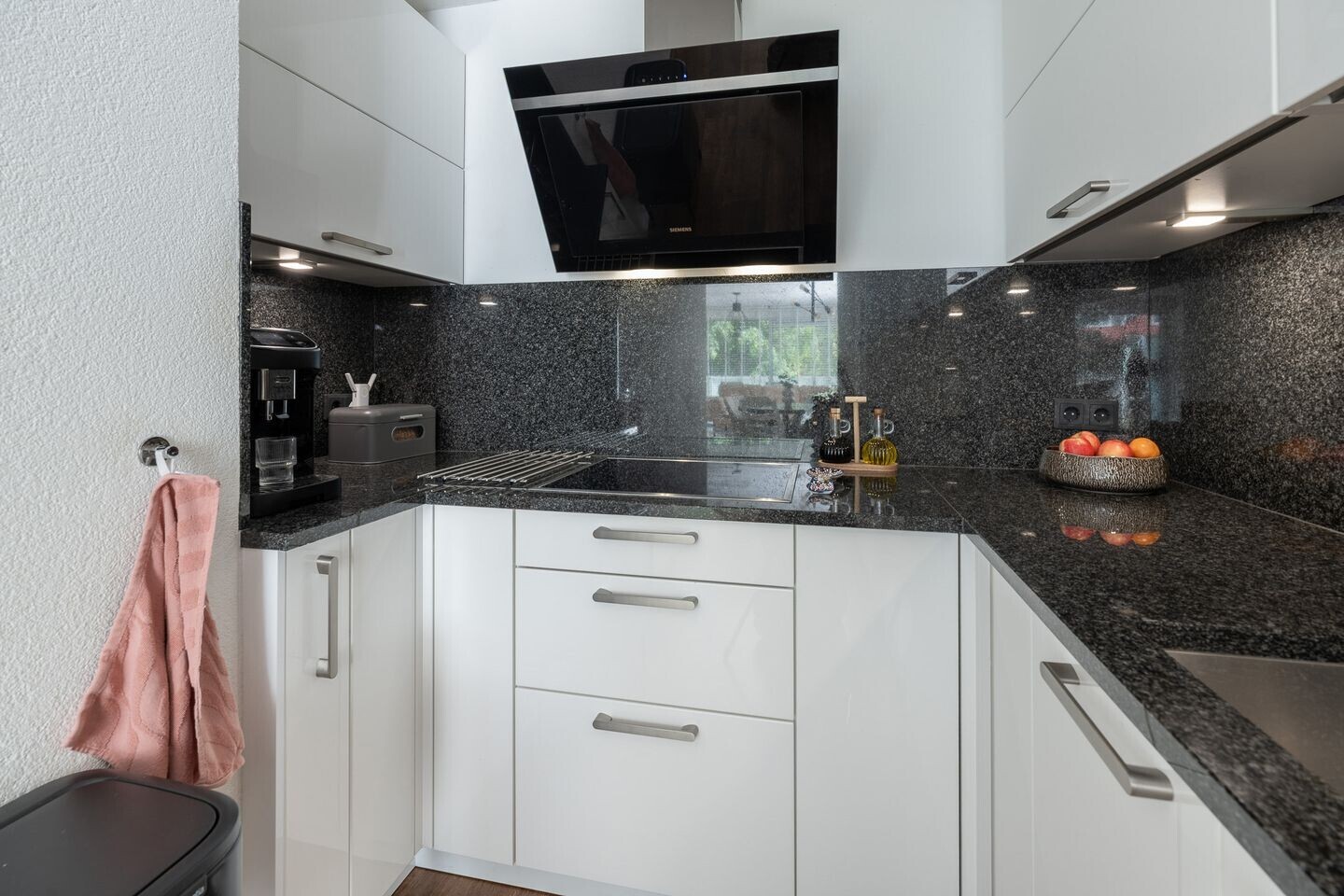 Appartement te koop: Meerval 90, Amersfoort