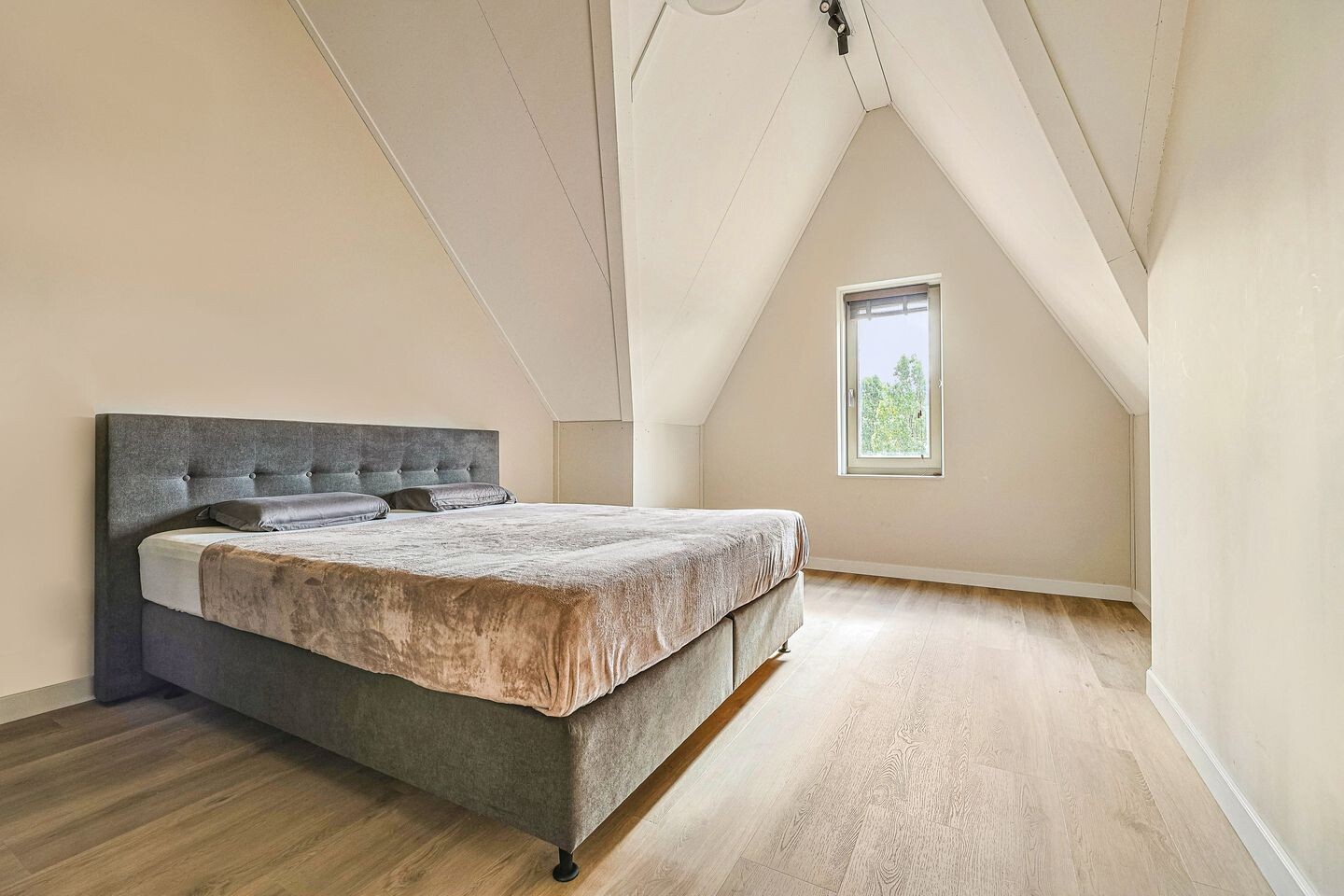 Appartement te koop: Bergenboulevard 223, Amersfoort