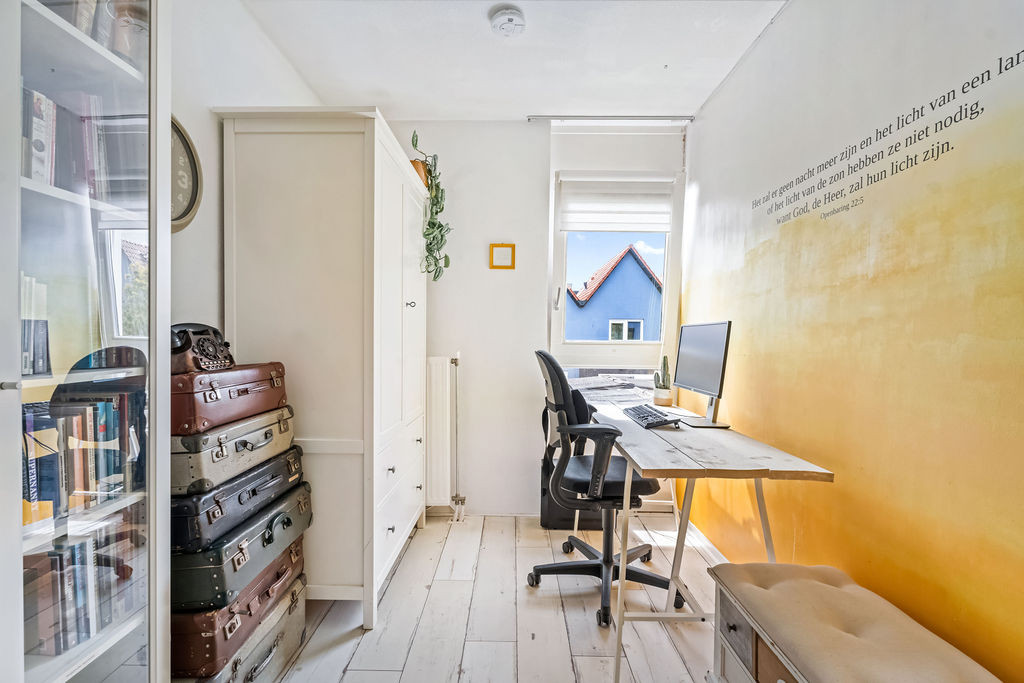 Tussenwoning te koop: Lemelerberg 34, Amersfoort