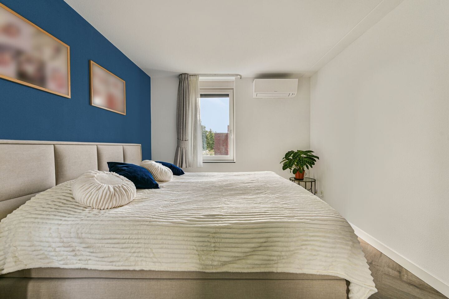 Twee-onder-één-kap te koop: Prattenburgseberg 22, Amersfoort