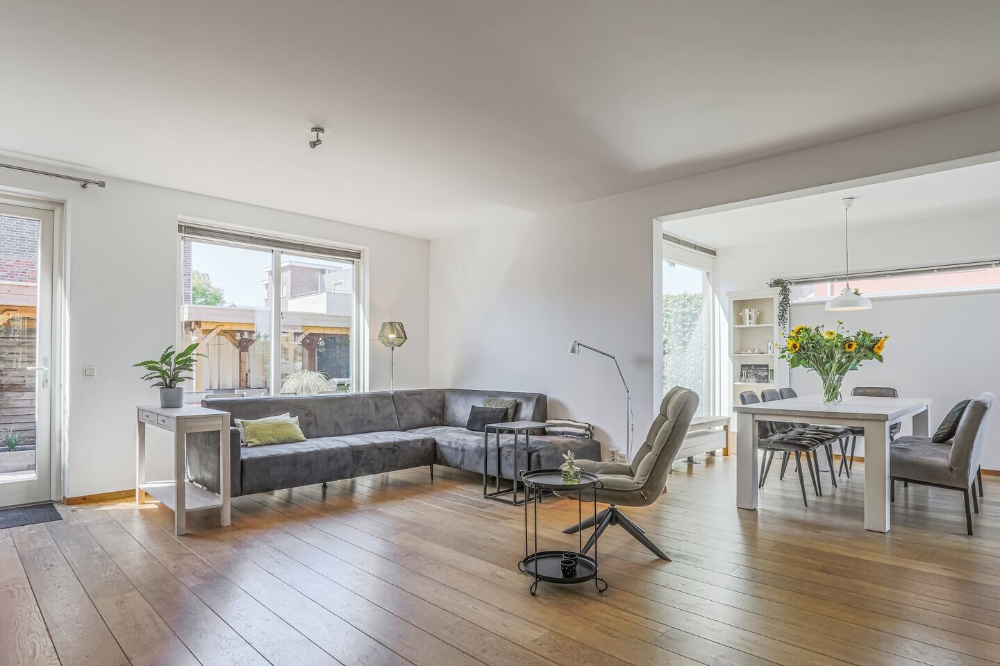 Hoekwoning te koop: Ameliapolder 22, Amersfoort
