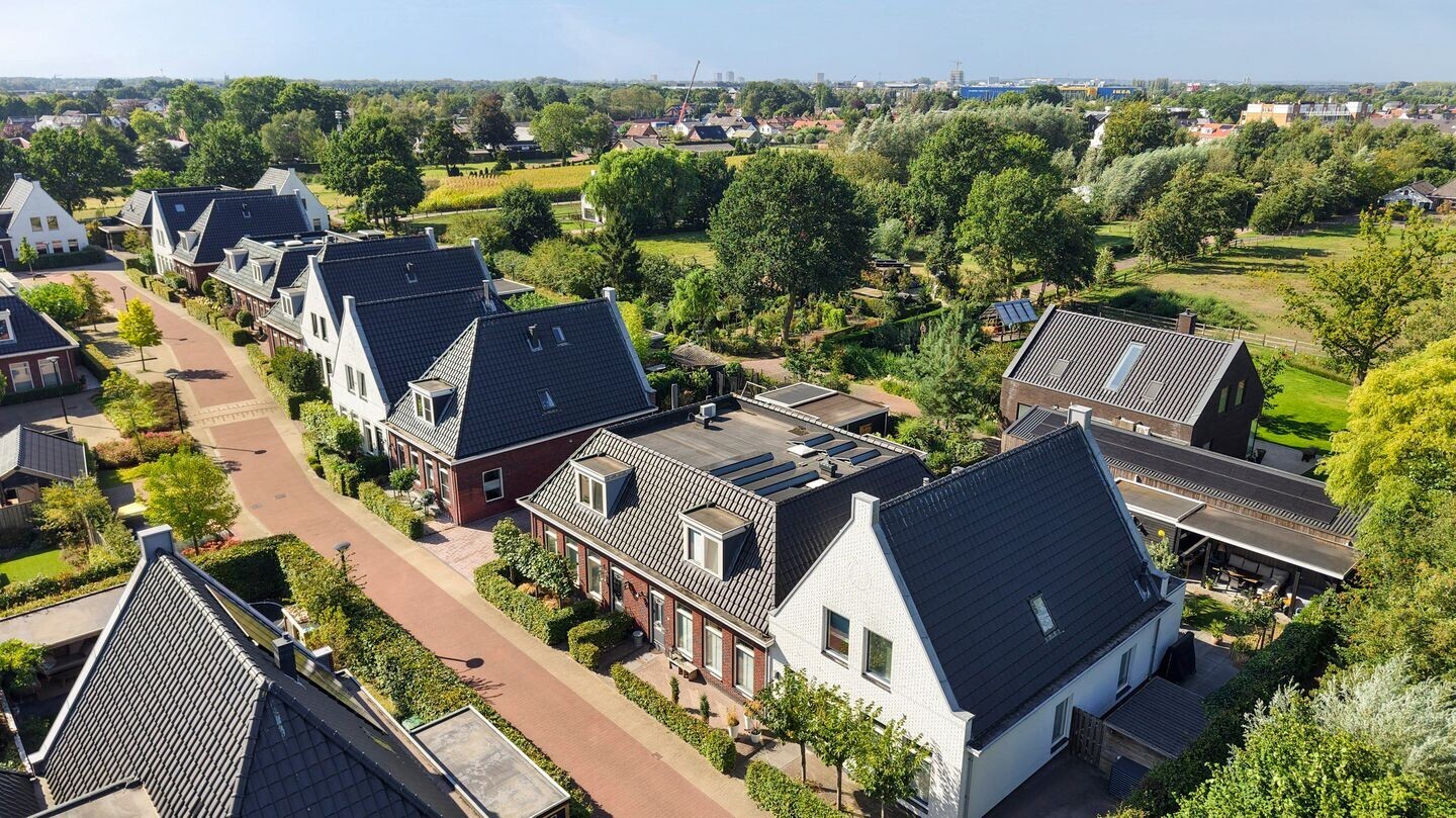 Hoekwoning te koop: Theodorapolder 31, Amersfoort