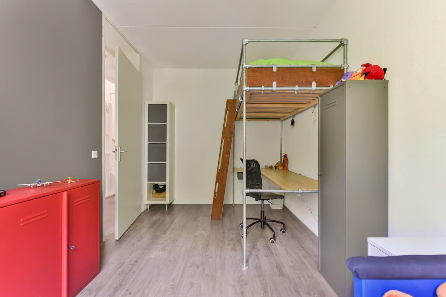 Tussenwoning te koop: Straat van Corsica 109, Amersfoort