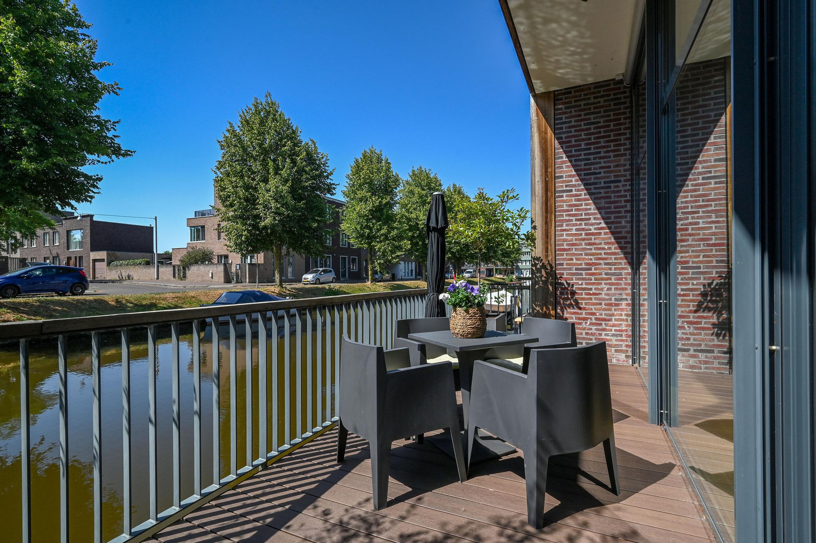 Tussenwoning te koop: Laaxumstraat 52, Amersfoort