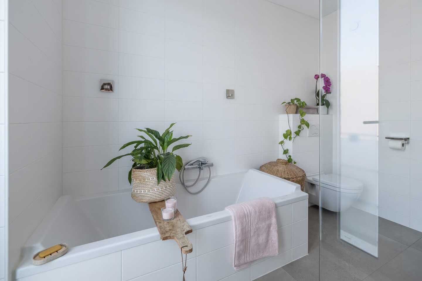 Tussenwoning te koop: Weteringkade 256, Amersfoort