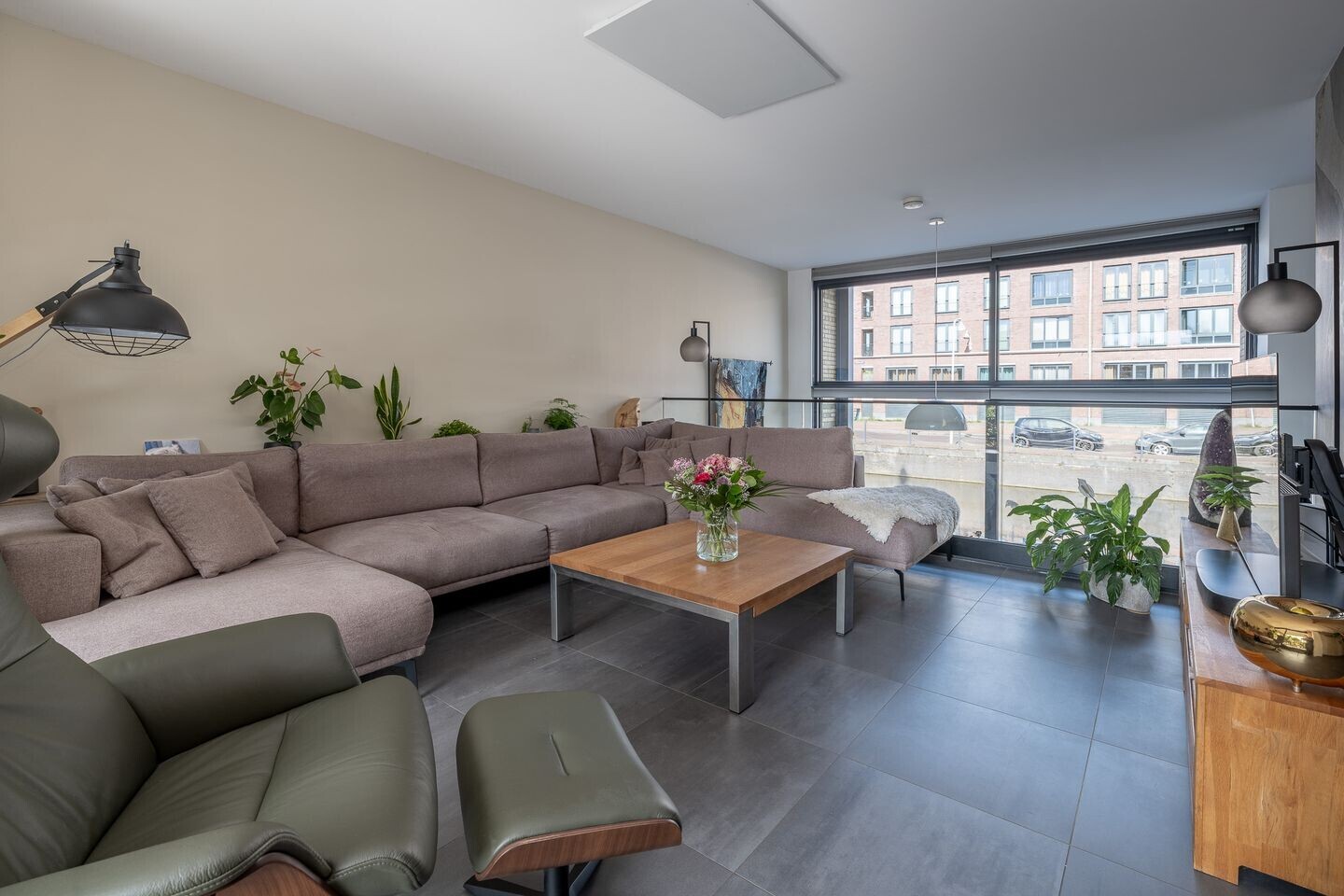 Tussenwoning te koop: Weteringkade 256, Amersfoort