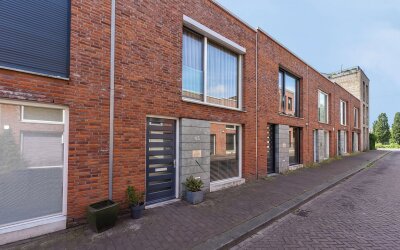 Harlingenstraat 45
