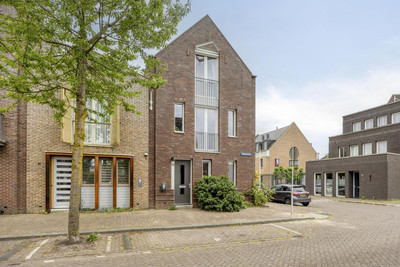 Uitdamstraat 35