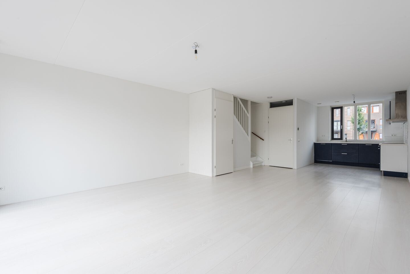 Tussenwoning te koop: Terschellingkade 162, Amersfoort