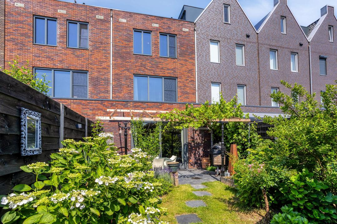 Tussenwoning te koop: Terschellingkade 32, Amersfoort