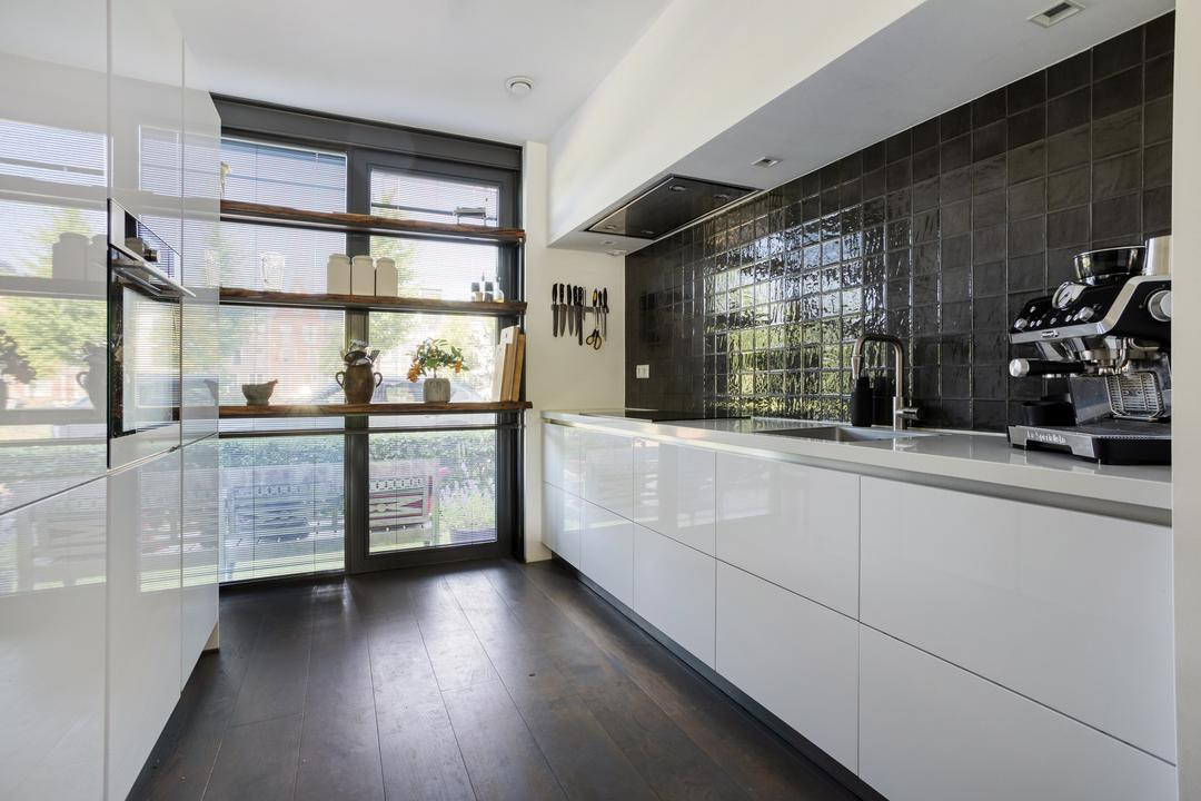 Tussenwoning te koop: Terschellingkade 32, Amersfoort