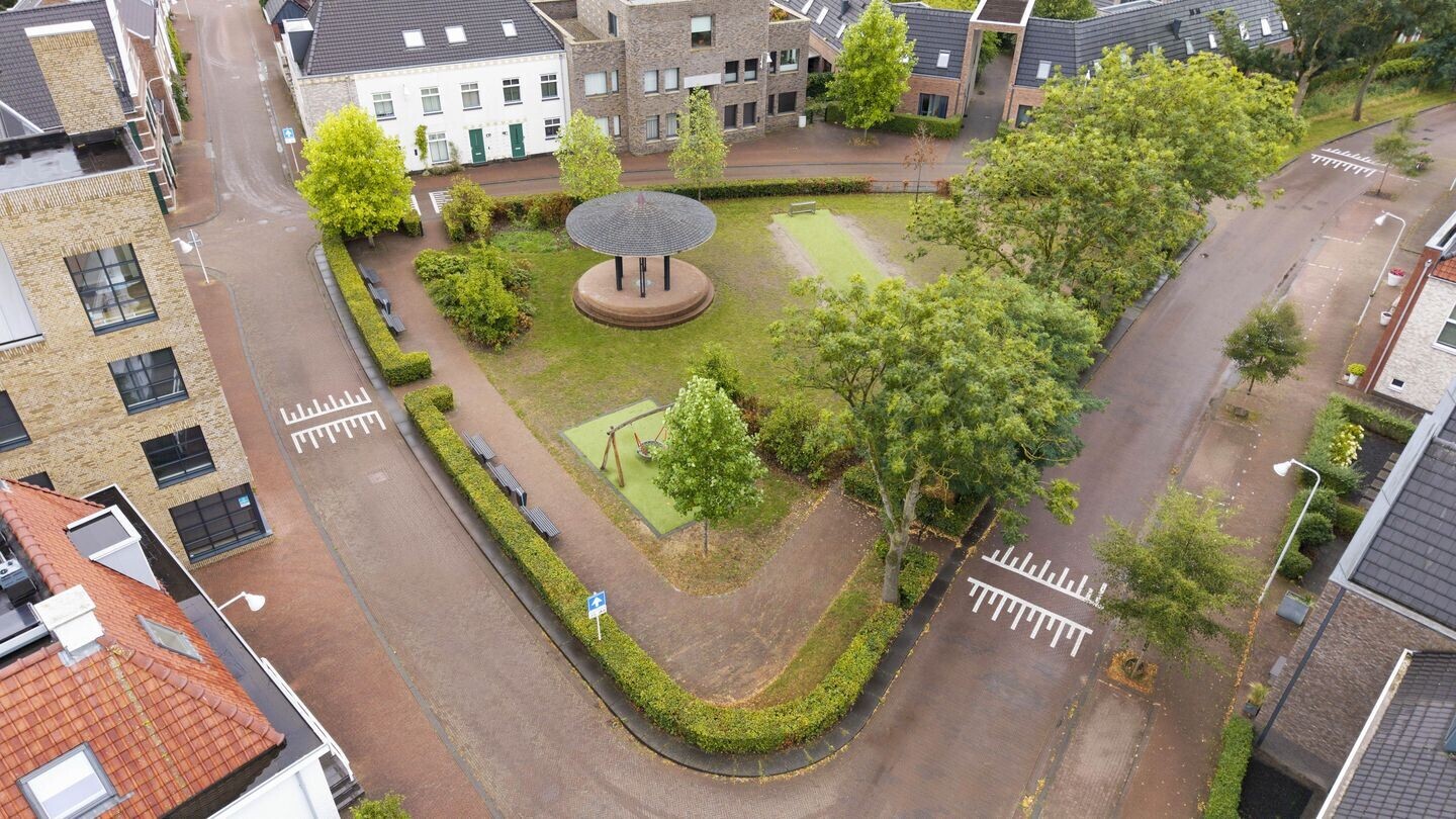 Tussenwoning te koop: Baak van Tholen 3, Amersfoort