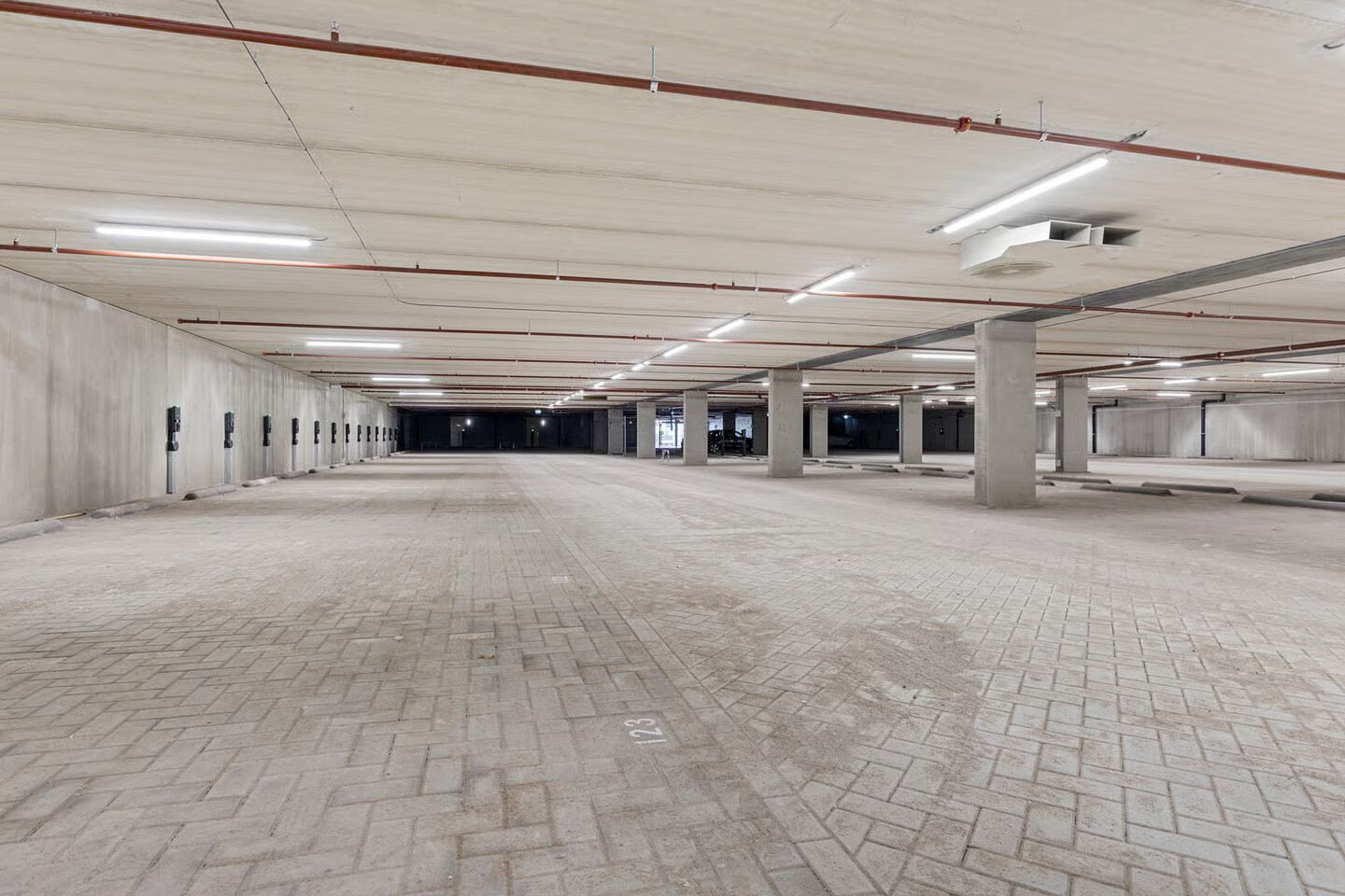 Tussenwoning te koop: Rekwisieten 19, Amersfoort